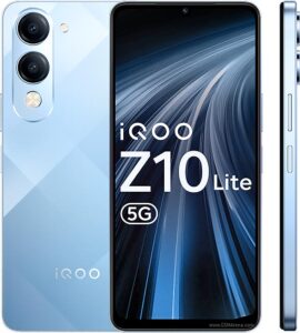 vivo iQOO Z10 Lite während der Reparatur mit offenem Gerät